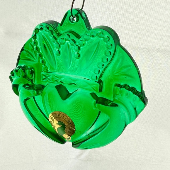 2018 Waterford Crystal Green Claddagh Christmas Ornament with Enhancer Ireland - Picture 4 of 15